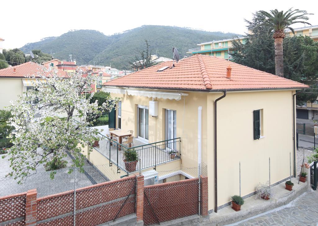 Delle Ciliegie Deiva Marina